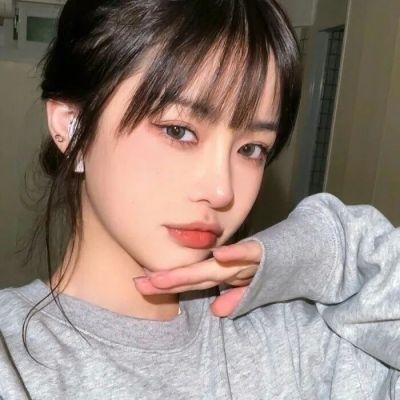 迎风伫立的狮子